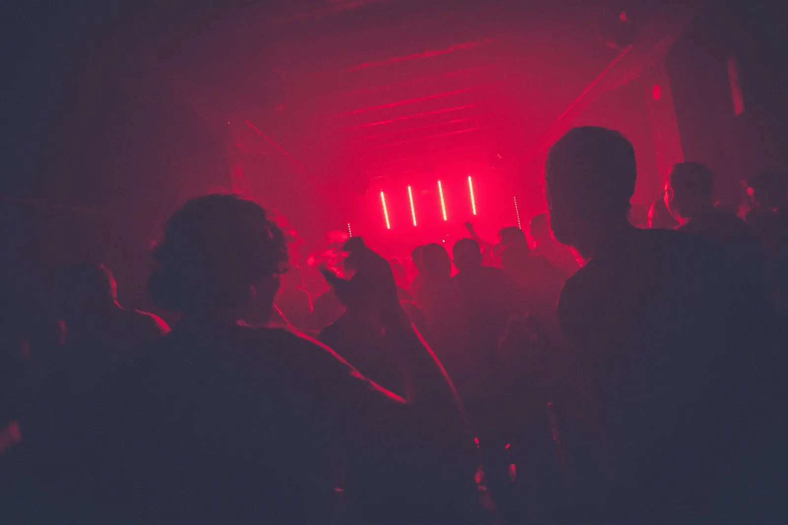 Archivaufnahme: Club-Nacht in den 90ern